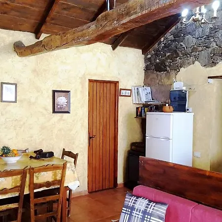 Séjour à la campagne - Laendliches Haus, Pepita La De Flores Tejeda (Gran Canaria)