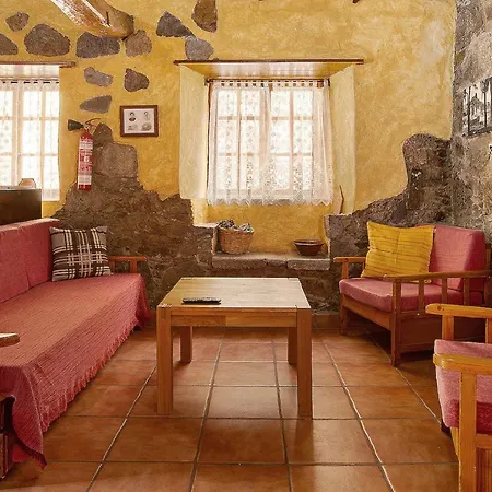 Country house - Laendliches Haus, Pepita La De Flores