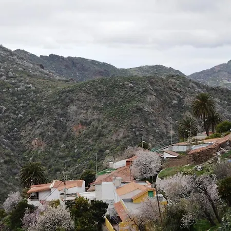 Country house - Laendliches Haus, Pepita La De Flores Tejeda (Gran Canaria)